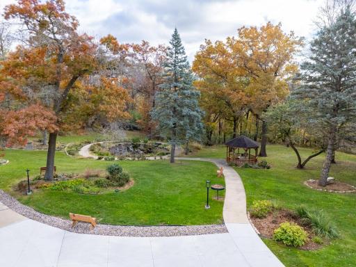 5650 Weatherhill Road SW, Rochester, MN 55902