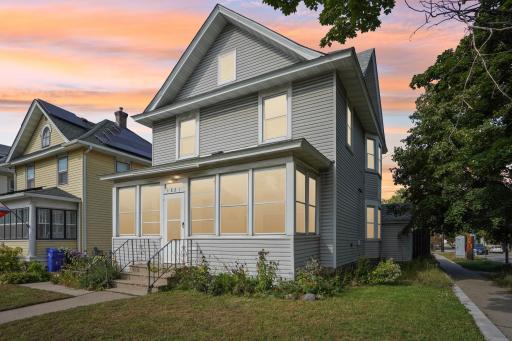 1821 Selby Avenue, Saint Paul, MN 55104