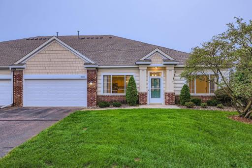 5931 Prairie Ridge Dr - Web Quality - 001 - 01 Exterior Front.jpg