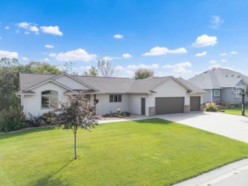336 Whispering Hills Drive, Saint Charles, MN 55972