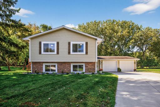 7744 Carnelian Lane, Eden Prairie, MN 55346