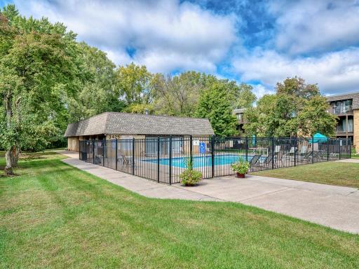 3421 Kent Street, 614, Shoreview, MN 55126