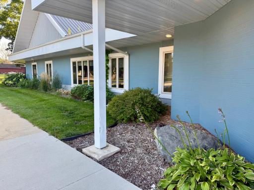 824 Center Avenue N, Blooming Prairie, MN 55917