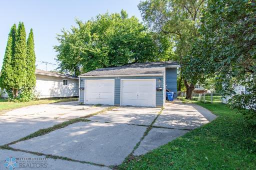 1322 14 1/2 Street S, Fargo, ND 58103