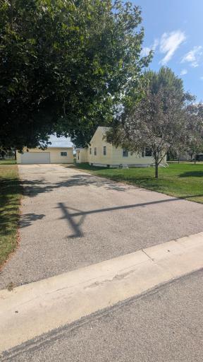 26468 540th Avenue, Austin, MN 55912