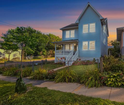 1058 6th Street E, Saint Paul, MN 55106
