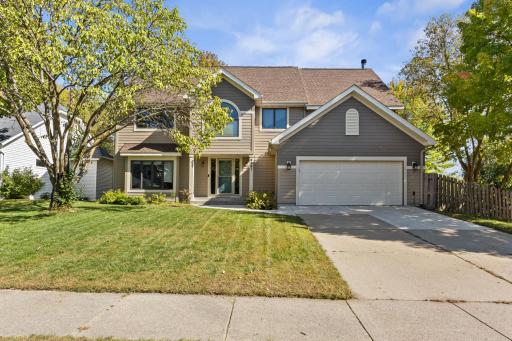 9991 Dunberry Circle, Eden Prairie, MN 55347