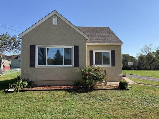 1250 Mcknight Road N, Saint Paul, MN 55119