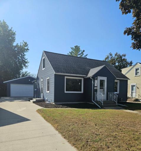 1704 1st Avenue SE, Austin, MN 55912