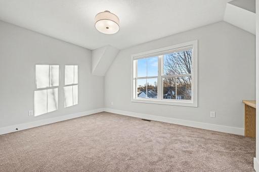 1615 Stanford Avenue, Saint Paul, MN 55105