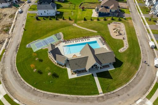 Community Pool, Clubhouse, Playground and Pickle Ball Court!