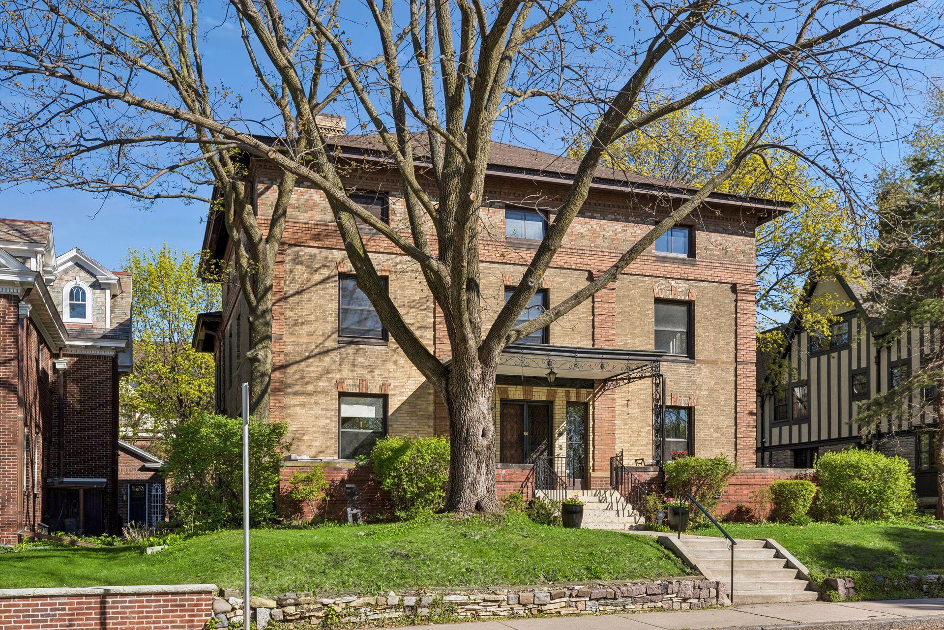 Welcome to 30 Crocus Place!