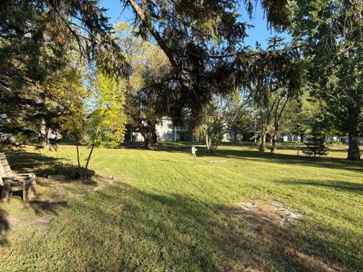 211 7th Avenue SE, Baudette, MN 56623