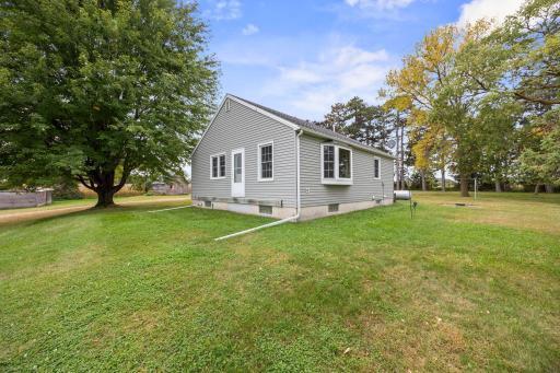 67779 195th Street, Darwin, MN 55324