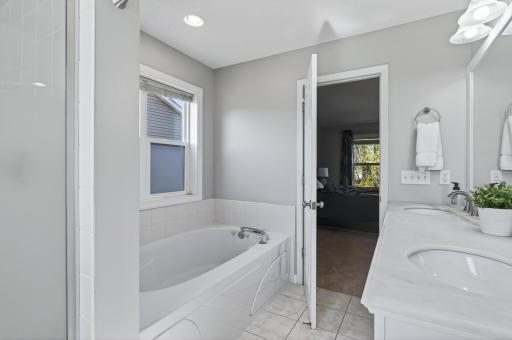7619 Everest Lane N, Maple Grove, MN 55311