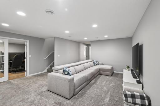 7619 Everest Lane N, Maple Grove, MN 55311