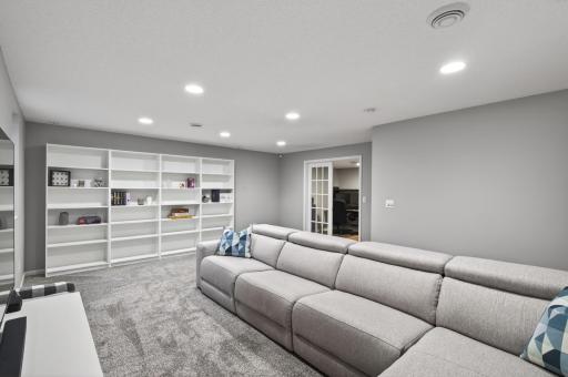 7619 Everest Lane N, Maple Grove, MN 55311