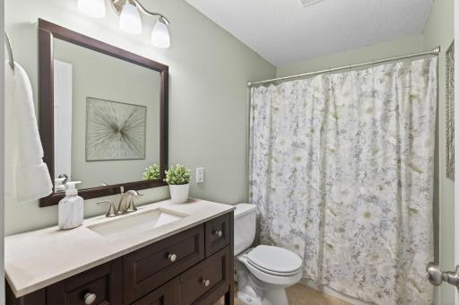 7619 Everest Lane N, Maple Grove, MN 55311