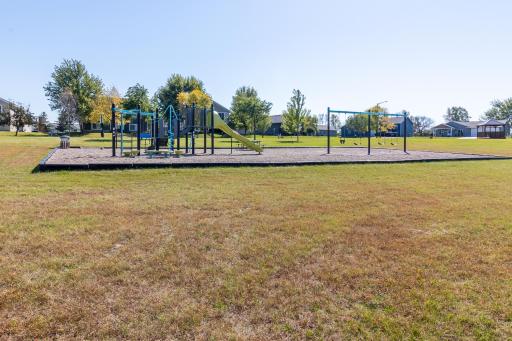 1702 Jasmine Drive, Alexandria, MN 56308