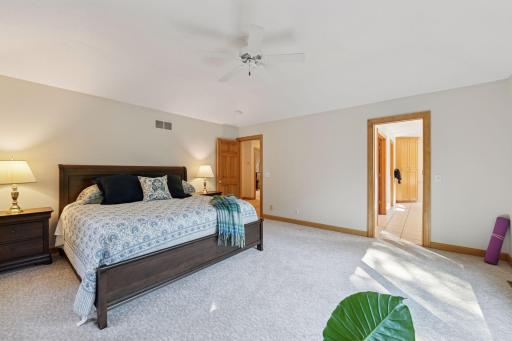5455 Timber Trail, Maple Plain, MN 55359