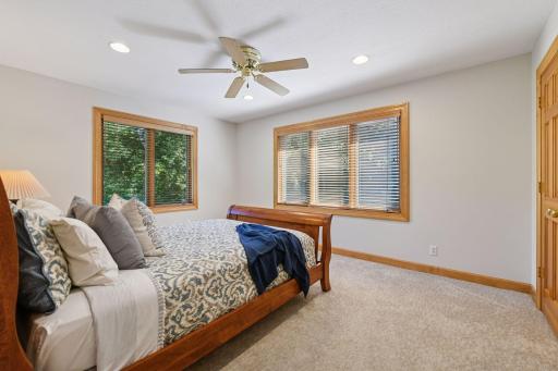 5455 Timber Trail, Maple Plain, MN 55359