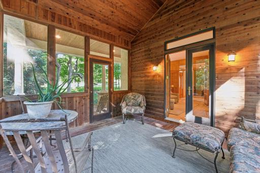 5455 Timber Trail, Maple Plain, MN 55359