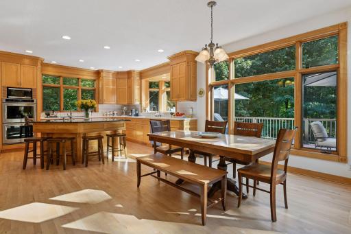 5455 Timber Trail, Maple Plain, MN 55359
