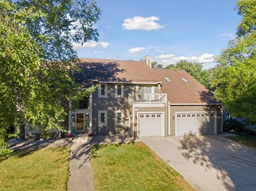 6574 Cherokee Trail W, Eden Prairie, MN 55344