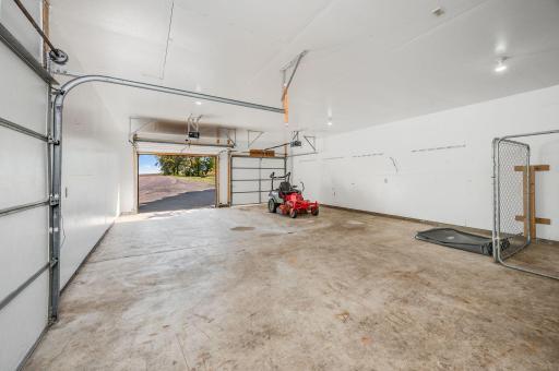 775 200th Avenue, Fairmont, MN 56031