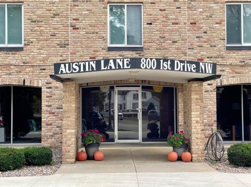 800 1st Drive NW, 205, Austin, MN 55912