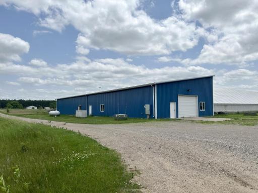 126' x 40' pole barn with aquaponics equipment