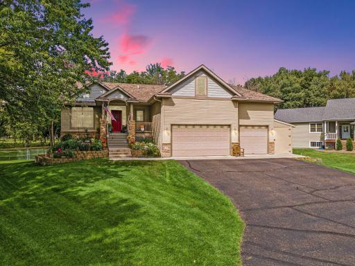 6374 Gopher Boulevard N, Oakdale, MN 55128