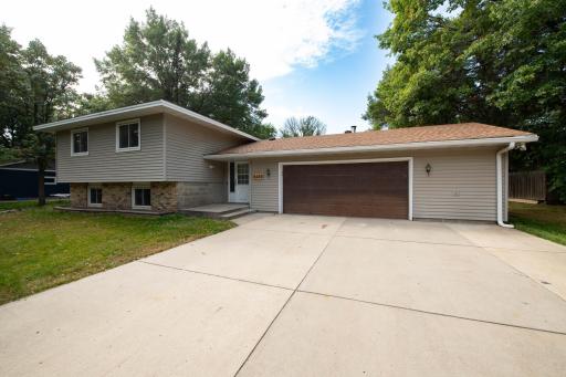 8460 Fairchild Avenue, Saint Paul, MN 55112