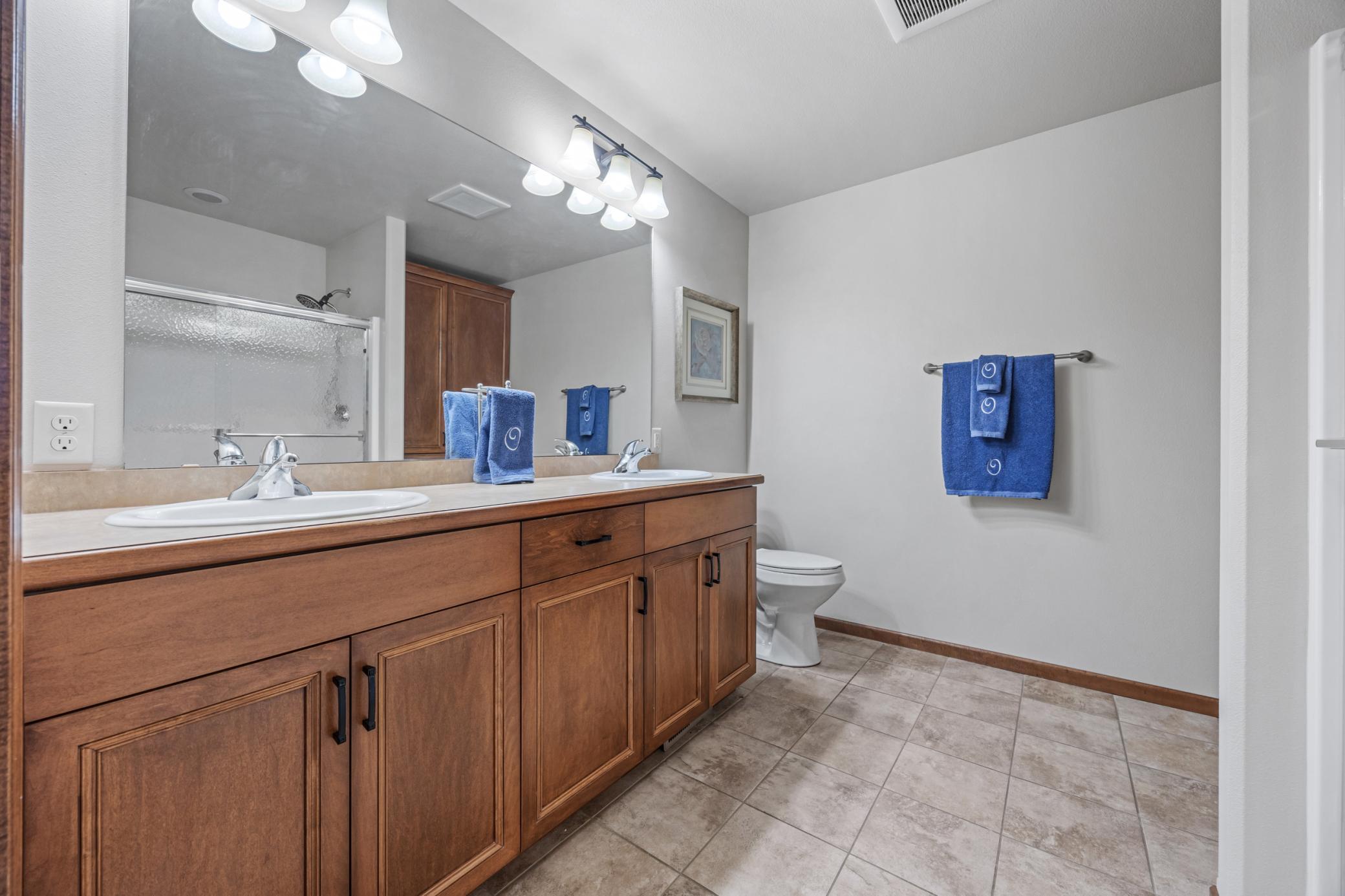 Primary Private Bath