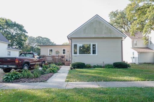 223 W 1st Street, Blue Earth, MN 56013
