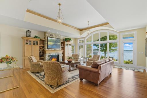 6951 N Shore Trail, Forest Lake, MN 55025