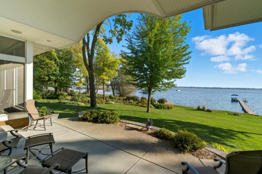 6951 N Shore Trail, Forest Lake, MN 55025