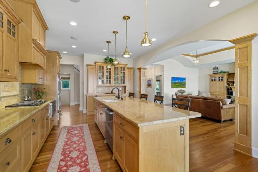 6951 N Shore Trail, Forest Lake, MN 55025
