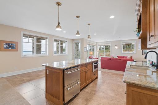 6951 N Shore Trail, Forest Lake, MN 55025