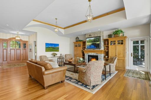 6951 N Shore Trail, Forest Lake, MN 55025