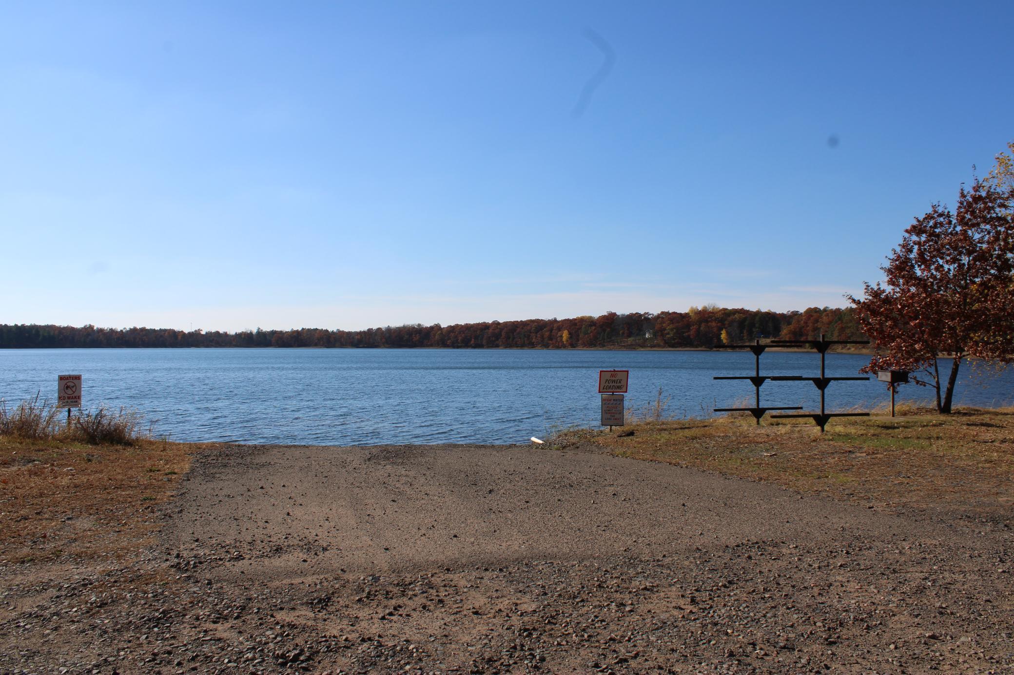 Big Bear - Boat ramp, boat dock slip, beach house with showers and restrooms, swimming beach