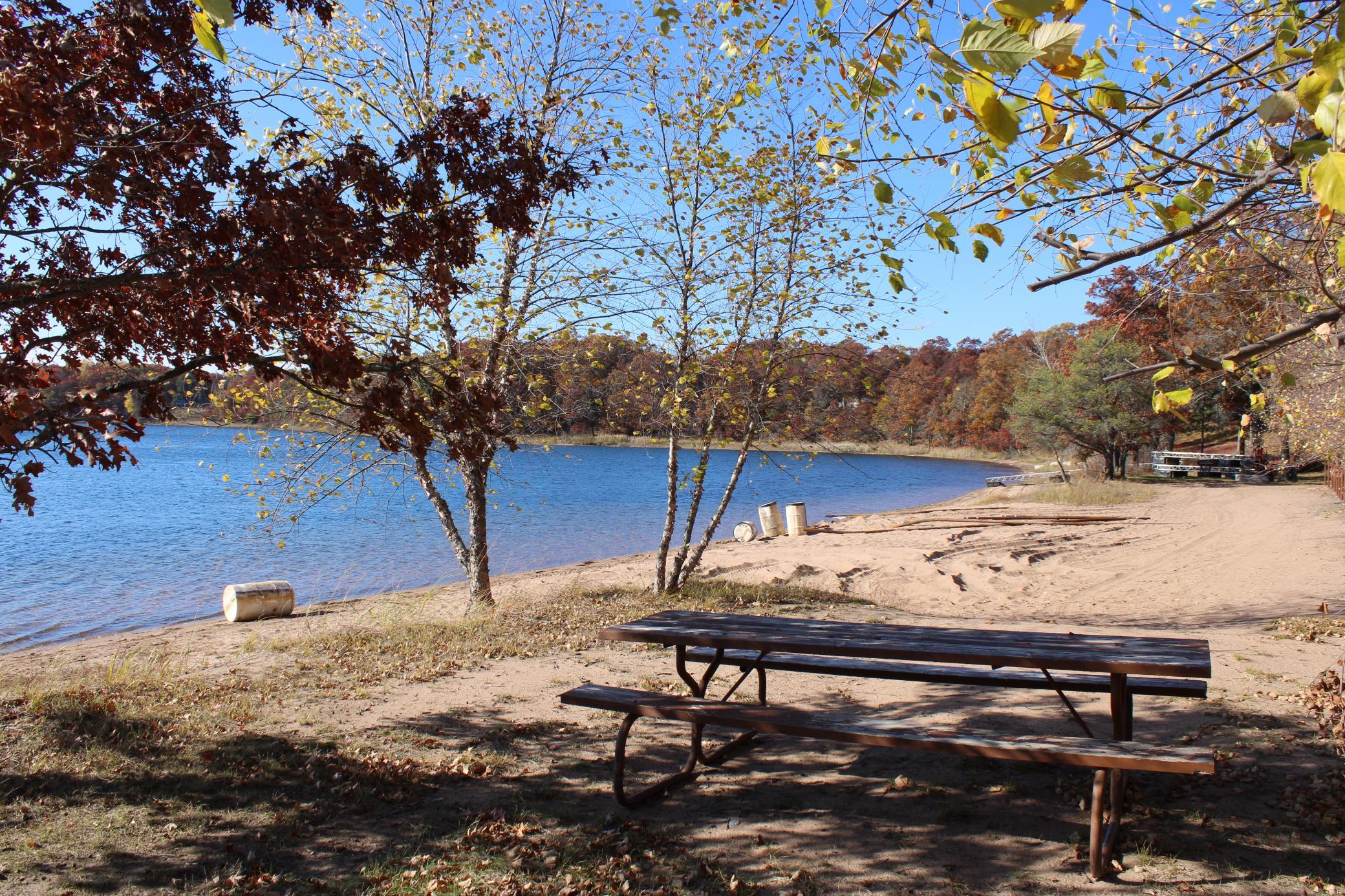 Big Bear - Boat ramp, boat dock slip, beach house with showers and restrooms, swimming beach