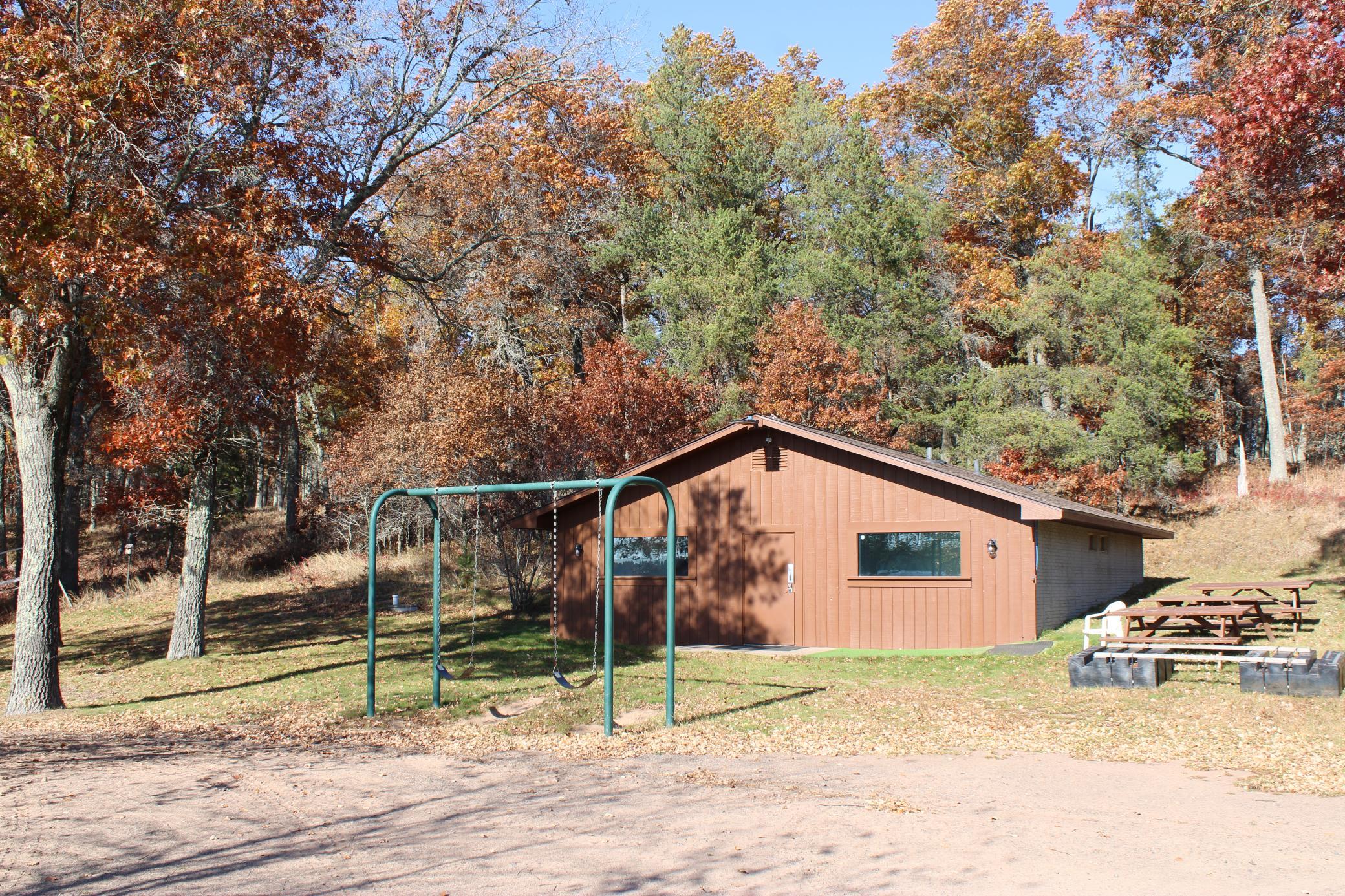 Big Bear - Boat ramp, boat dock slip, beach house with showers and restrooms, swimming beach