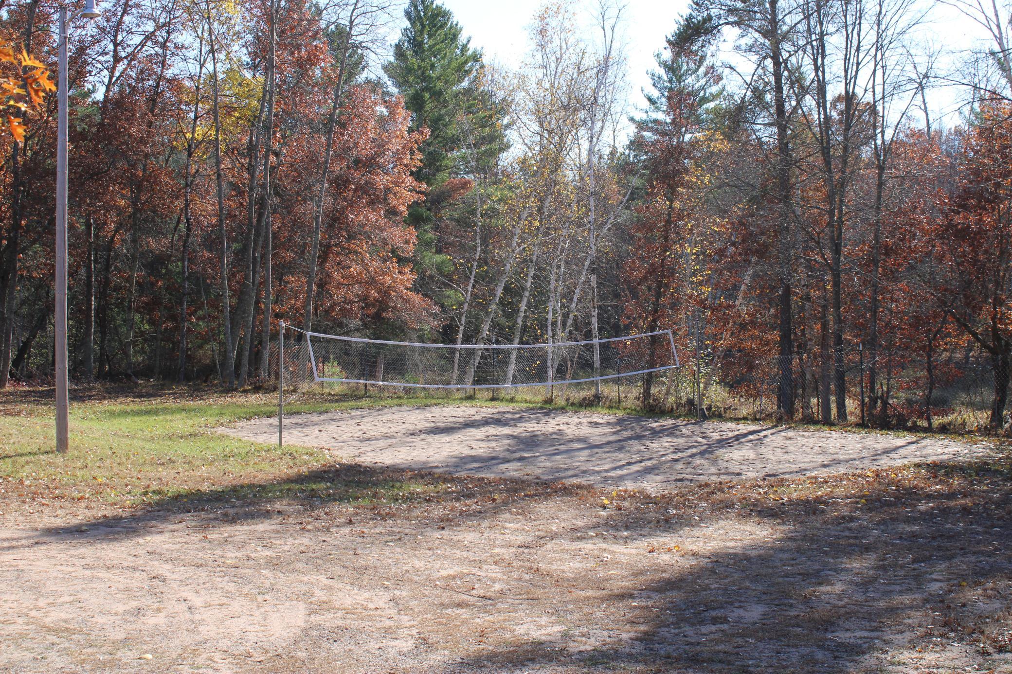 East Cadotte - Boat ramp, boat dock slip, beach house with showers and restrooms, sand volleyball court