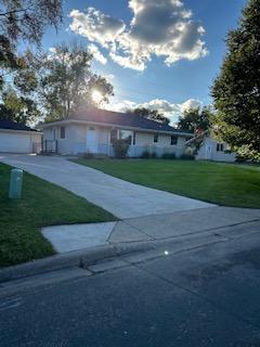 11442 North Heights Drive NW, Minneapolis, MN 55433