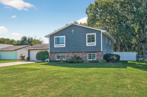 7101 120th Avenue N, Champlin, MN 55316