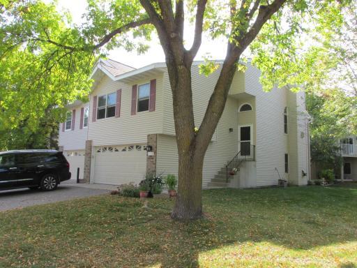 4249 Boulder Ridge Point, Saint Paul, MN 55122