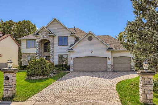 1018 Sextant Avenue, Saint Paul, MN 55109