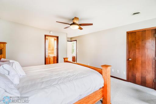 2513 N Long Lake Road, Detroit Lakes, MN 56501