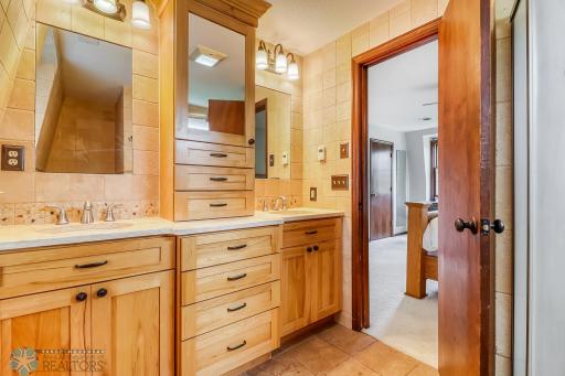 2513 N Long Lake Road, Detroit Lakes, MN 56501